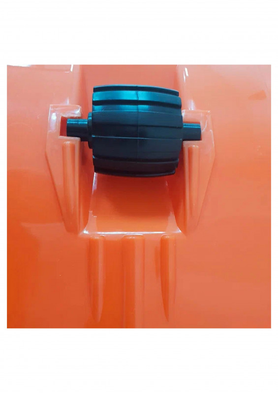 Скрепер для уборки снега 860х500мм с метал.ручкой на колесиках Парнас