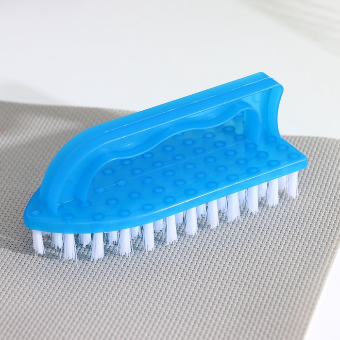 Щетка-утюжок 12,5х5х5см, цвет микс