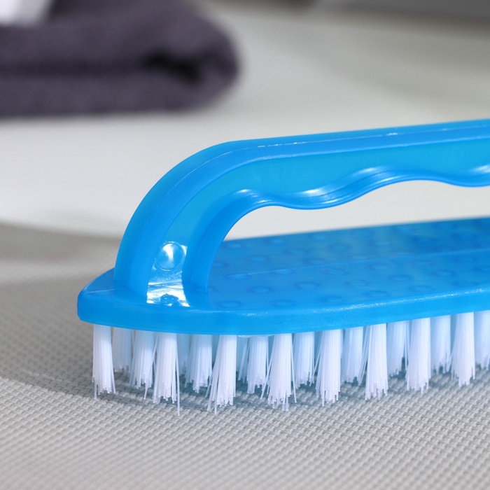 Щетка-утюжок 12,5х5х5см, цвет микс