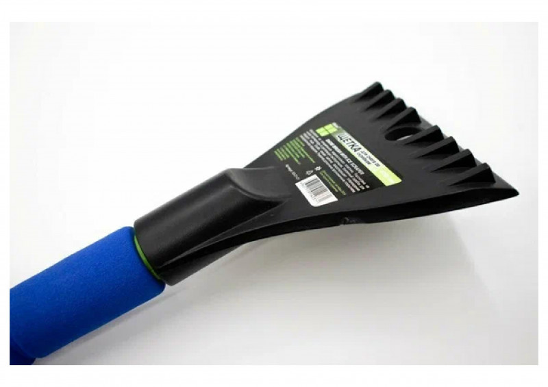 Щетка со скребком 635мм зеленый OKTAN